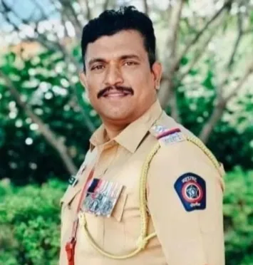 आदिवासी महिलेच्या तक्रारीची ‘वेटिंग’ अखेर कराडांच्या बदलीवर संपली!