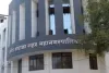 एकाच दिवशी दोन बड्या अधिकाऱ्यांचे निलंबन; ​मनपाचे उपअभियंता ढवळे व महसूलचे फुलवळे निलंबित 