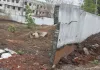 पहिल्याच पावसात आयटीआयची संरक्षण भिंत कोसळली निकृष्ट बांधकामाचा पर्दाफाश; विद्यार्थ्यांच्या सुरक्षेचा प्रश्न ऐरणीवर, सार्वजनिक बांधकाम विभागाविरुद्ध संताप