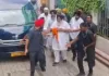 नांदेड येथे शिरोमणी अकाली दलाचे अध्यक्ष सुखबीरसिंग बादल यांच्यावर हल्ला 