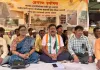मुख्याधिकाऱ्यांवर गुन्हा दाखल करण्याच्या मागणीसाठी किशोर सोनवणे यांचे आमरण उपोषण सुरू