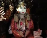 माऊलीच्या  मुखकमलावर पहिल्या दिवशी सुर्य दर्शन;आपेगावात भाविकांची गर्दी..!