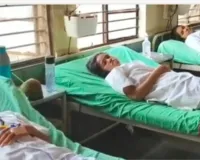 गोंदियात ४५ नर्सिंगच्या विद्यार्थीनींना जेवणातून विषबाधा  - शासकीय नर्सिंग कॉलेजमधील घटना : सर्व विद्यार्थीनींवर उपचार सुरू 