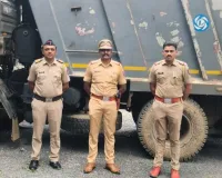 देगलूर पोलिसांची मोठी कारवाई: अवैध रेती वाहतूक करणारा हायवा जप्त, २०.४९ लाखांचा मुद्येमाल हस्तगत
