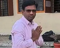 गटशिक्षणाधिकारी, विस्तार अधिकाऱ्यांसह इतरांच्या त्रासाला कंटाळून  शिक्षकांची दोन मुलासह नदीत कार घालून आत्महत्या 