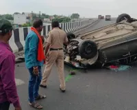 भोकर लगत कार अपघातात तीनजण जखमी बलुनमुळे प्राण वाचले