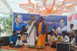 Video : कडूबाई खरात यांच्या भीमगीतांनी आणली रंगत