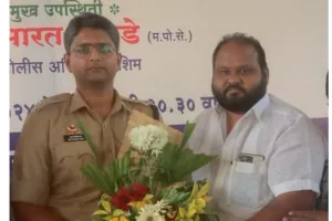 रिसोड येथील सार्वजनिक शिवजयंती समितीच्या अध्यक्षपदी पत्रकार संतोष च-हाटे