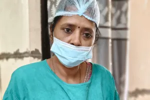 पोटात 28 सेंटीमीटरची गाठ; डॉक्टरांच्या धाडसी शस्त्रक्रियेने दिले रुग्णाला नवे जीवन