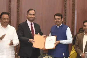 छत्रपती संभाजीनगर जिल्हा परिषद राज्यात अव्वल ; मुख्य कार्यकारी अधिकारी अंकीत मुख्यमंत्र्यांच्या हस्ते सन्मानीत