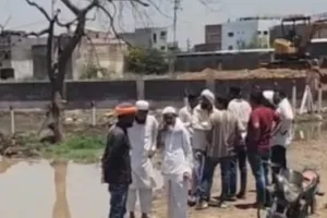 नाल्याच्या पाण्यात बडून चार बालके दगावली 