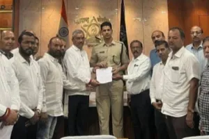 परतुर येथे पाकिस्तानी संदर्भात व्हिडिओ व्हायरल प्रकरणी किड्स वर्ल्ड इंग्लिश स्कूलवर कारवाईची मागणी; सकल हिंदू समाजाचे पोलीस अधीक्षकांकडे निवेदन