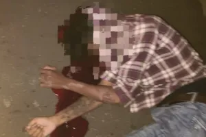 देगलूरजवळ भीषण अपघात: दुचाकी पुलाच्या कठड्याला धडकली; तडखेल येथील २२ वर्षीय युवकाचा जागीच मृत्यू, एक गंभीर.