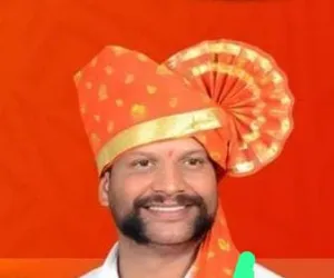 जवखेडा येथील सरपंच कैलास पवार यांचे हृदयविकाराच्या धक्क्याने निधन