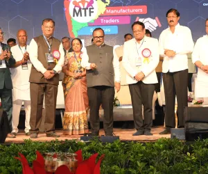 “महाराष्ट्र ट्रेड फेअर” प्रदर्शनाचे मंत्री सावेंच्या हस्ते थाटात उदघाटन