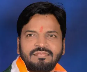 कोकाटे साहेबांच्या राजीनाम्यानंतर मंत्रिपदाची जबाबदारी मनोज कायदे यांच्याकडे सोपवा; विदर्भासाठी राष्ट्रवादीची ठाम मागणी”