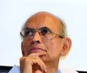 व्रतस्थ पर्यावरण शास्त्रज्ञाला मुकलो