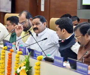 सन 2026-27 च्या जिल्हा नियोजनासाठी 658 कोटींची अतिरिक्त मागणी