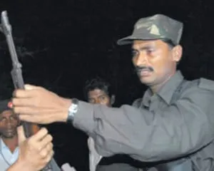 लाल दहशतीचा शेवट जवळ; 10 कोटींचा इनामी नक्षल नेता ‘देवजी’ शरण