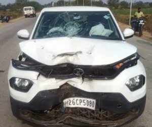 नांदेड-किनवट मार्गावर भीषण अपघात : कार–दुचाकी समोरासमोर धडक; दोघांचा मृत्यू