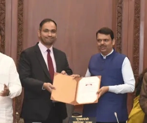 छत्रपती संभाजीनगर जिल्हा परिषद राज्यात अव्वल ; मुख्य कार्यकारी अधिकारी अंकीत मुख्यमंत्र्यांच्या हस्ते सन्मानीत