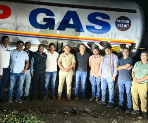 गॅस टँकरमधून अवैधरीत्या गॅसची चोरी; पुरवठा विभागाची टोळीवर कारवाई; १.२६ कोटींचा मुद्देमाल जप्त