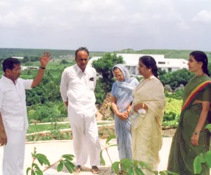 आशाताईंच्या सुरांमध्ये निसर्गाची कोमलता