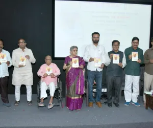 गुरुनिष्ठेचं सर्जनशील दर्शन घडवणारा ग्रंथ : प्रा. डॉ. कैलास अंभुरे