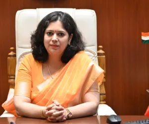 वाढत्या उन्हामुळे शाळा - महाविद्यालये सकाळच्या सत्रात 11 वाजेपर्यंतच ठेवा ; जिल्हाधिकारी वसुमना पंत यांनी निर्गमित केले आदेश