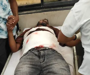 हिमायतनगर शहरात दोन गटात हाणामारी; एकमेकांवर तलवारी व  चाकूने हल्ला