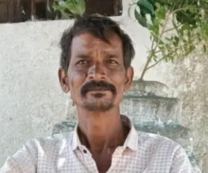 सगरोळी येथे ओव्हरलोड  रेतीच्या हायवाखाली चिरडून एकाचा मृत्यू ;स्थानिक नागरीकांचा प्रशासना विरुद्ध प्रचंड संताप