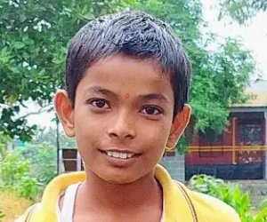 रोटाव्हेटरवर पडून शाळकरी विद्यार्थ्याचा दुर्दैवी मृत्यू