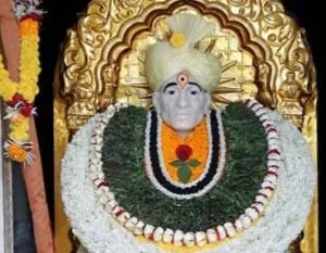 आजपासून  मंदिरात परिसरात मोबाईल वापर करण्यास बंदी