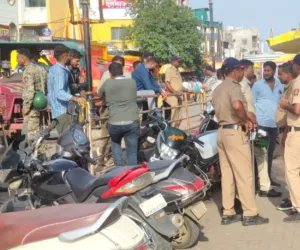 मंदिर परिसरातील भू-संपादन अखेर यशस्वी सर्वोच्च न्यायालयाच्या आदेशाने दुकानदारांना मिळणार मालकी हक्काची जागा..!