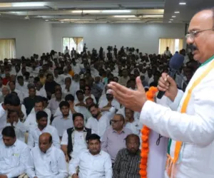 देशातील हवा बदलली, भाजपाकडे मुद्दाच नाही म्हणून वंदे मातरम वरून हिंदू-मुस्लीम करण्याचा अघोरी डाव, पण ‘मोहब्बत की दुकान’ हाच काँग्रेसचा मार्ग : हर्षवर्धन सपकाळ